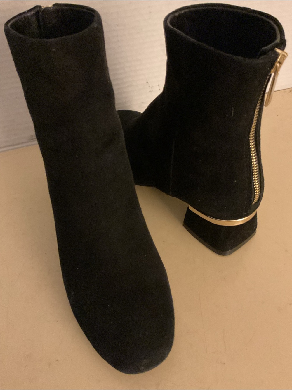 Lafayette 148 New York women Black Suede Chelsea heel Boots gold heel trim 7